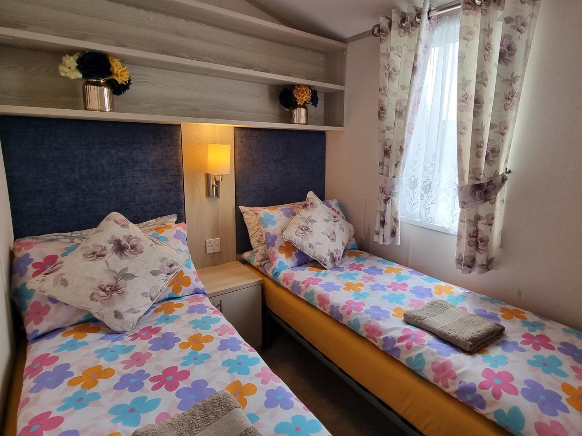 Static Caravan To Hire , Hoburne Devon Bay Ξενοδοχείο Goodrington Εξωτερικό φωτογραφία